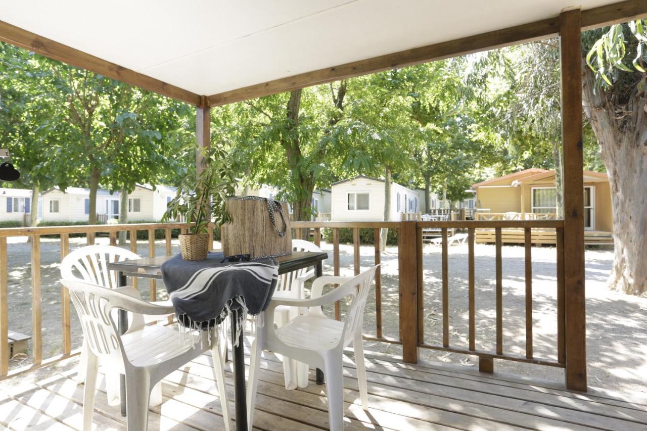 Camping Senia Riu Sant Pere Pescador Exterior photo