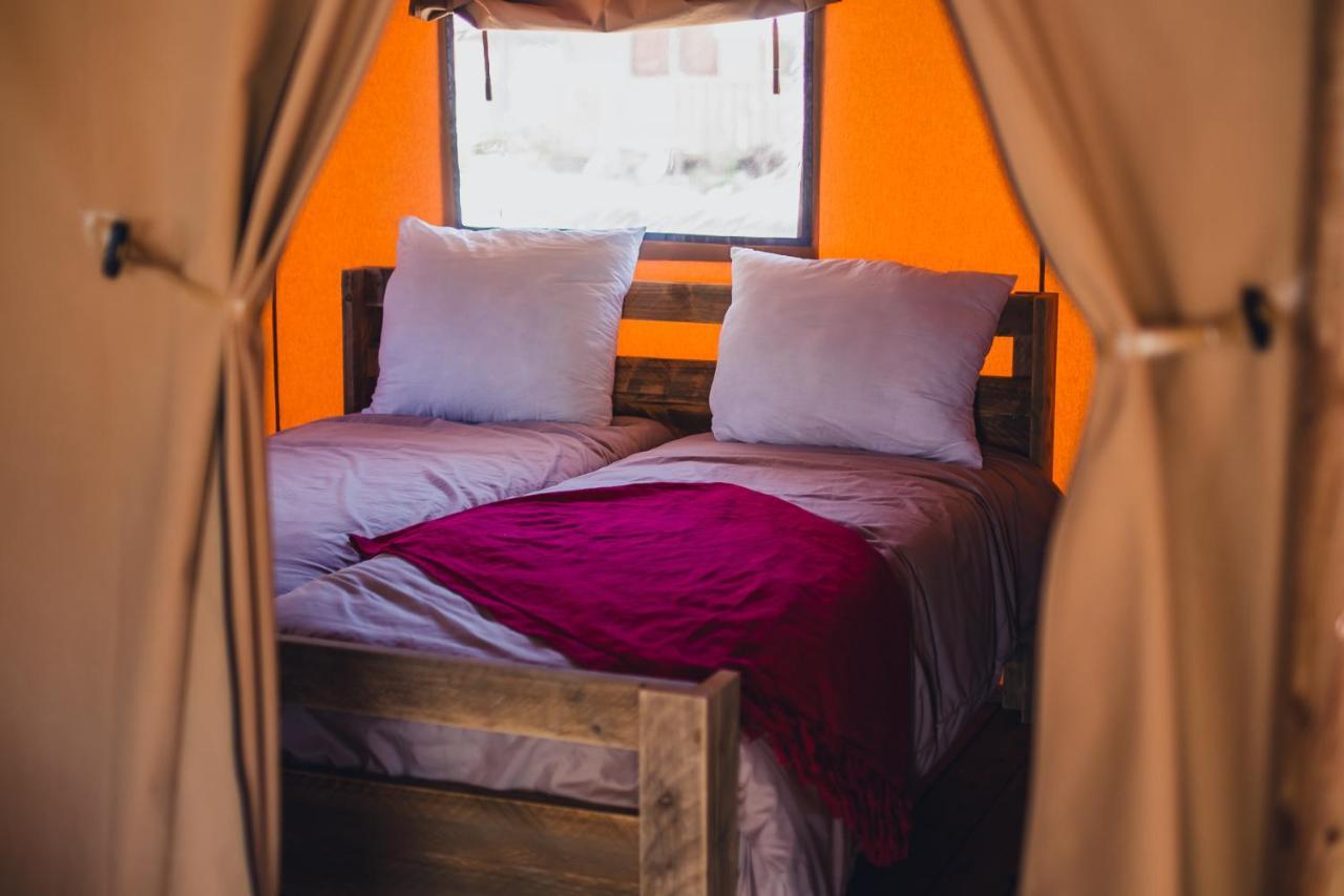 Camping Senia Riu Sant Pere Pescador Exterior photo
